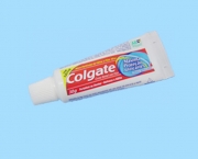 creme-dental-colgate-2