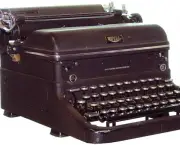 Máquina de Escrever 03