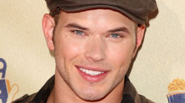 Kellan Lutz de Boina