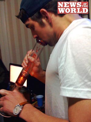 Michael Phelps Fumando Maconha Michael Phelps Fumando Maconha