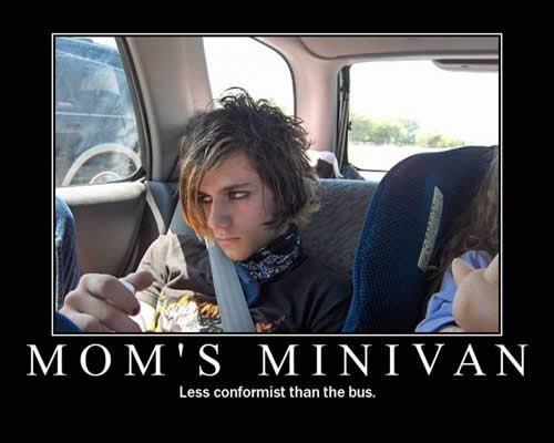 Minivan da Mamãe - menos conformista que o ônibus Minivan da Mamãe - menos conformista que o ônibus