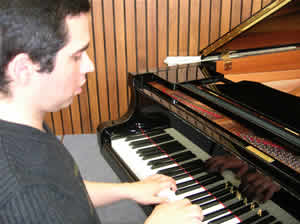 Estudo De Piano Estudo De Piano
