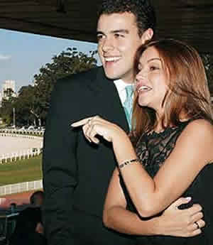 Foto Thais Fersoza Foto Thais Fersoza