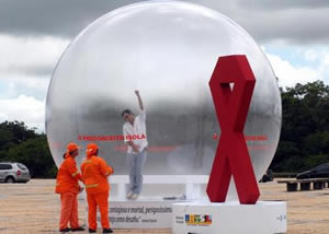 hiv-2 HIV: A Luta Contra o Preconceito