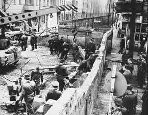 muro-1 Historia