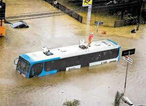 enchentes-trazem-riscos-1