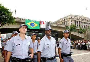 Como os Nomes das Operações da Polícia Militar são Inventados Como os Nomes das Operações da Polícia Militar são Inventados
