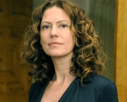 flora-patricia-pillar-a-favorita-2008-e-laura-claudia-abreu-celebridade-2003-1