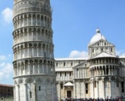 a-famosa-torre-de-pisa-4