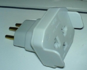 foto-adaptador-de-tomada-04