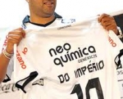 adriano-e-corinthians-12