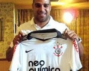 adriano-e-corinthians-6