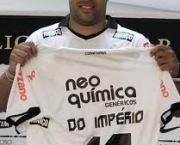 adriano-e-corinthians-7