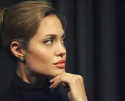 Angelina Jolie (5)