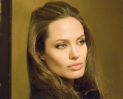 angelina-jolie-nao-nega-que-as-drogas-ja-fizeram-parte-da-sua-vida-6