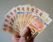 aumento-de-salario-para-aposentados-e-militares-24