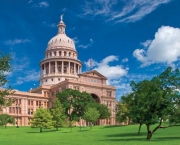 state_capitol_austin_texas.jpeg