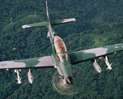 Avião Tucano 3