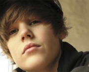 bieber-coloca-charlie-sheen-como-o-homem-mais-influente-do-mundo-11