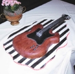 bolos-em-forma-de-guitarra-1