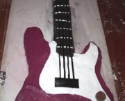 bolos-em-forma-de-guitarra-12