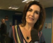 brincadeira-no-youtube-fatima-bernardes-erra-e-chama-o-camera-de-imbecil-2