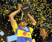 Juan Roman Riquelme con la Copa.
Boca Jrs vs Banfield.
Futbol Argentino - Apertura 2011.
4 de diciembre de 2011.
Fecha 17.
Estadio: Boca Jrs.
Foto: Javier Garcia Martino / Photogamma.