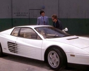 ferrari-testarossa.jpg