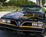 pontiac-trans-1977.jpg