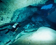 cave-diving-2