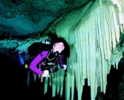 cave-diving-3