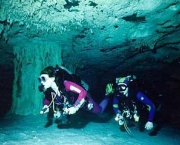 cave-diving-7