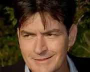 charlie-sheen-quer-voltar-a-ser-o-charlie-harper-de-two-and-a-half-men-10