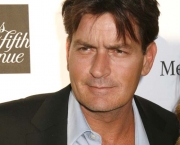 charlie-sheen-se-recupera-em-segundo-show-da-turne-9