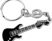 chaveiro-de-guitarra-1