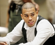 chris-brown-pede-fim-da-ordem-de-restricao-contra-rihanna-1