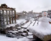 ITALY-WEATHER-ROME-SNOW