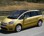 citroen-c4-grand-picasso-13