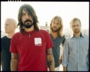 dave-grohl-do-foo-fighters-critica-criador-de-glee-9