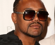 estrela-do-black-eyed-peas-sofre-de-cegueira-14