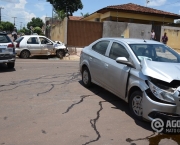 Evitando colisão lateral em cruzamentos (2)