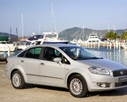 fiat-linea-dualogic-13