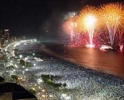 Fogos na Praia de Copacabana 05