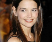 Katie Holmes Solteira