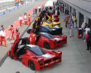 Ferrari FXX nos Boxes