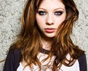 michelle-trachtenberg-8.jpg