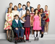 Glee-cast-glee-33054838-3000-2606.jpg