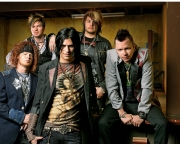 hinder-5