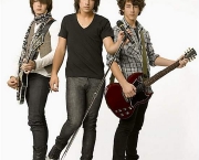 jonas-brothers-10.jpg