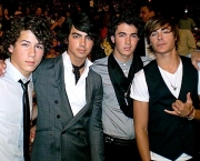 jonas-brothers-9.jpg